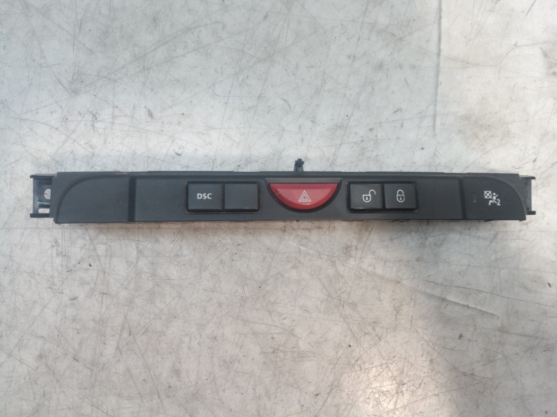 Recambio de warning para land rover discovery v6 td hse referencia OEM IAM 13D734 13D734 13D734