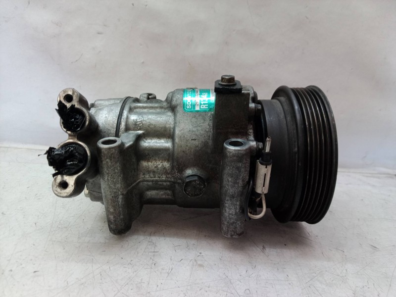 Recambio de compresor aire acondicionado para nissan kubistar (x76) referencia OEM IAM 8200315744 8200315744 8200315744