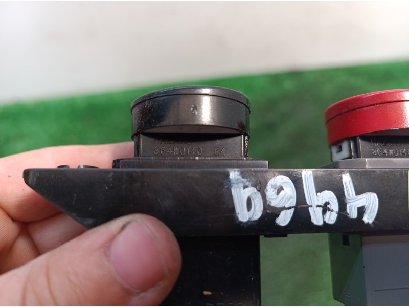 Recambio de warning para chevrolet kalos 1.4 sx sport referencia OEM IAM 864W0140 864W0140 864W0140