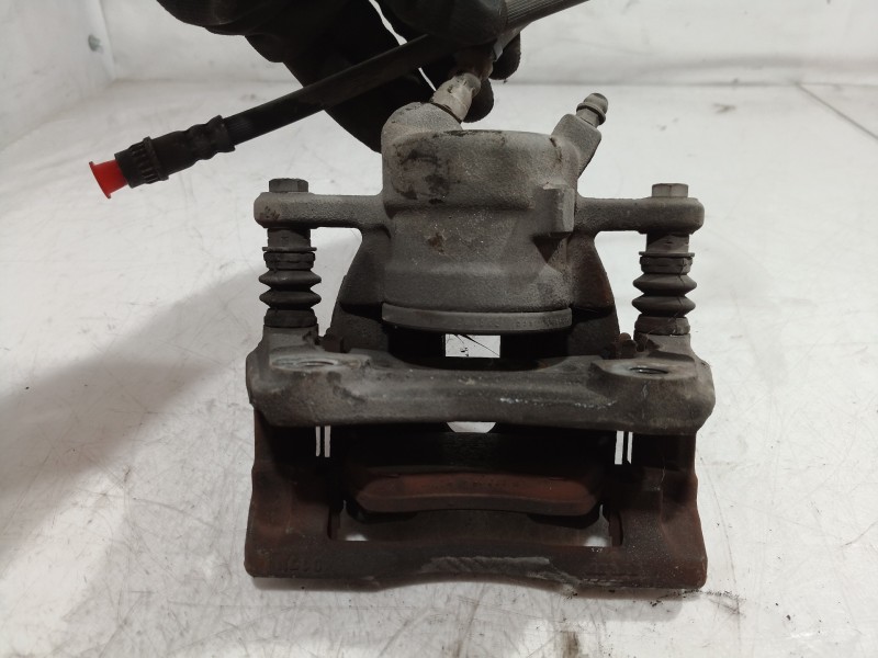 Recambio de pinza freno delantera derecha para renault clio iii authentique referencia OEM IAM 8864D 8864D 8864