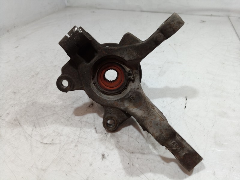 Recambio de mangueta delantera izquierda para renault clio iii authentique referencia OEM IAM   