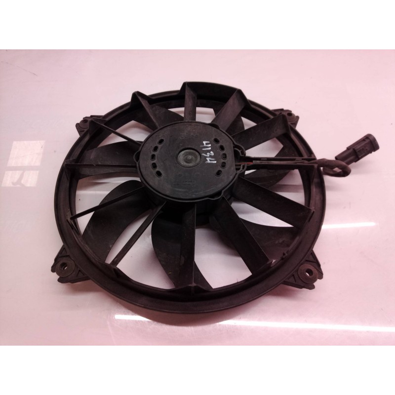 Recambio de electroventilador para citroën c4 berlina vtr plus referencia OEM IAM 1049874716T 993398C 993398C