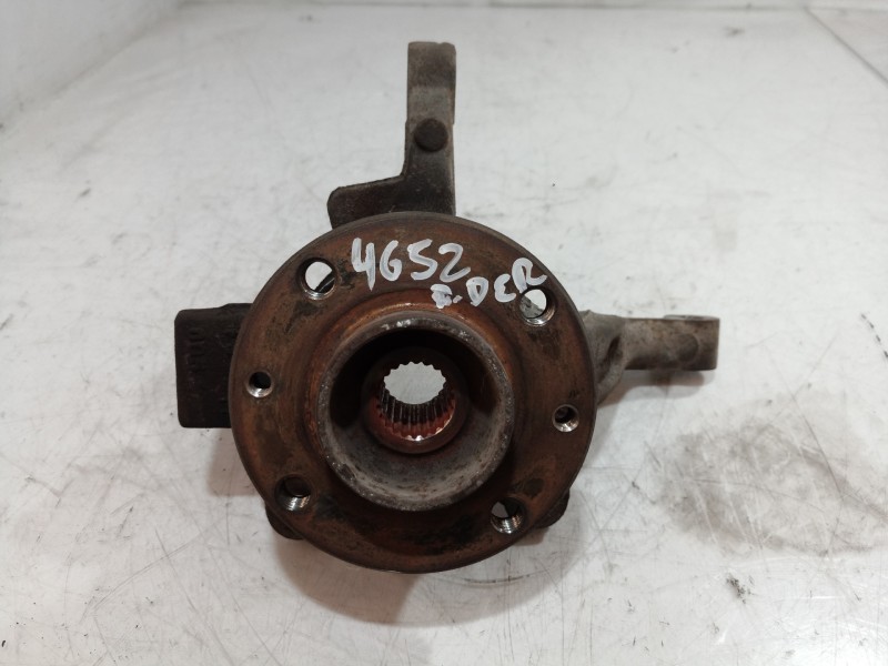 Recambio de mangueta delantera derecha para renault clio iii authentique referencia OEM IAM   