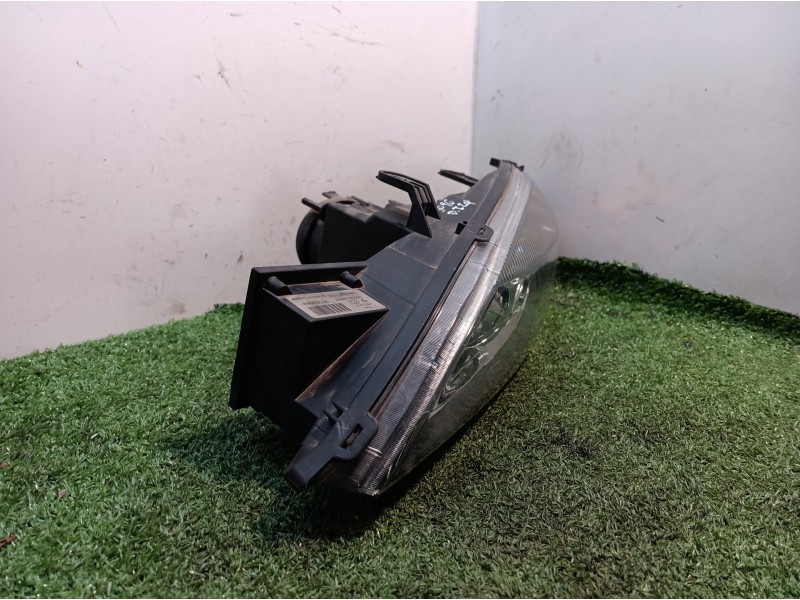 Recambio de faro izquierdo para nissan primera berlina (p11) comfort referencia OEM IAM 89003046 89003046 73772466