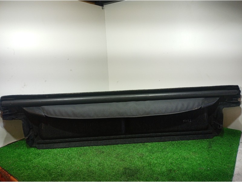 Recambio de bandeja trasera para volvo v40 familiar 1.9 d referencia OEM IAM   