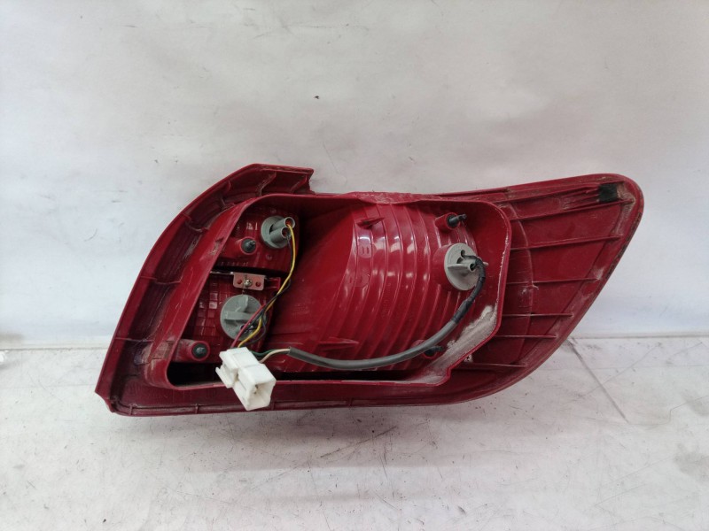 Recambio de piloto trasero izquierdo para kia rio 1.5 crdi ex2 referencia OEM IAM   