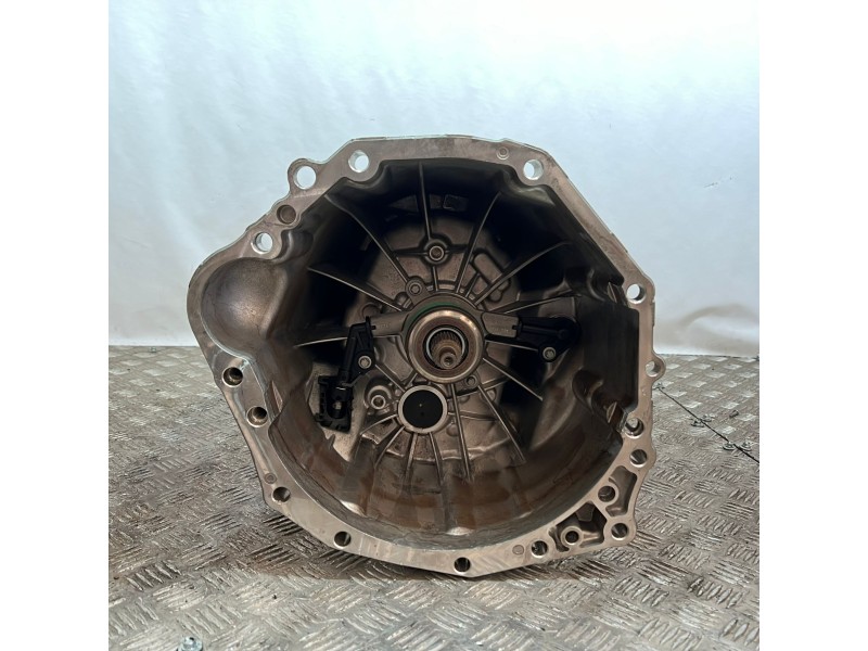 Recambio de caja cambios para volkswagen crafter caja cerrada 2.0 tdi referencia OEM IAM 711680 711680 711680