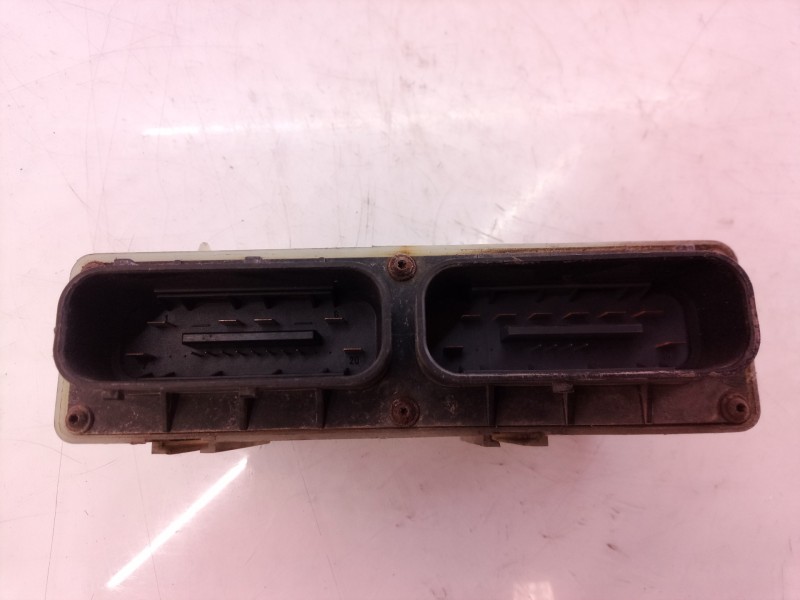 Recambio de centralita motor uce para opel astra g caravan comfort referencia OEM IAM 24410130 24410130 1D804027