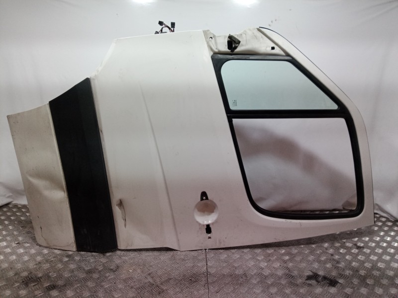 Recambio de puerta delantera izquierda para volkswagen crafter caja cerrada referencia OEM IAM   