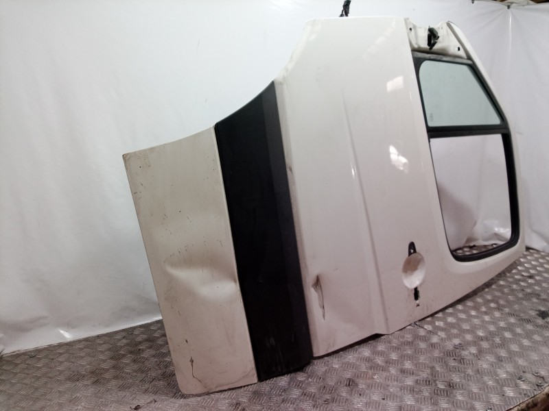 Recambio de puerta delantera izquierda para volkswagen crafter caja cerrada referencia OEM IAM   