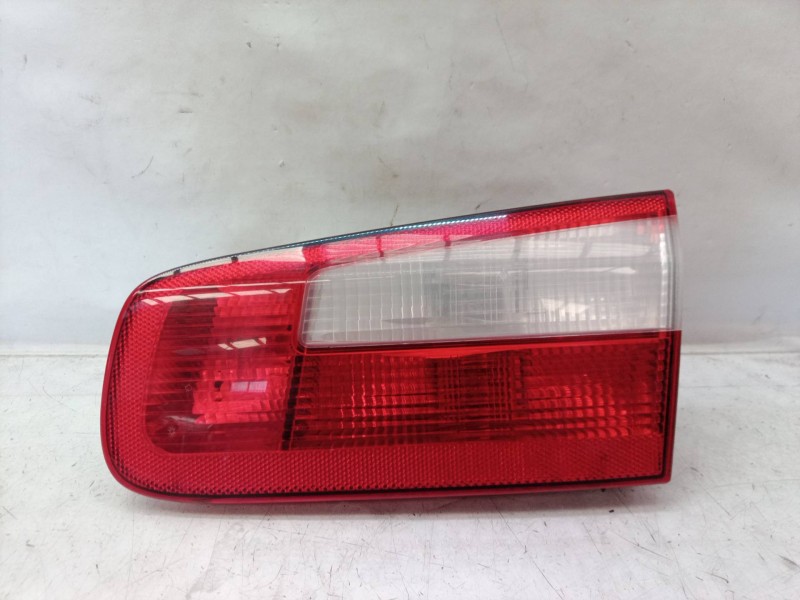 Recambio de piloto trasero derecho interior para renault laguna ii (bg0) authentique referencia OEM IAM   