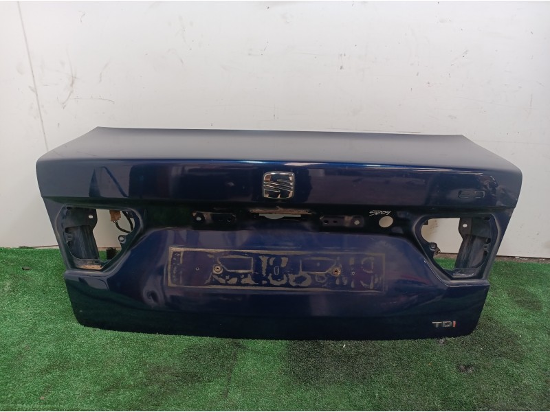 Recambio de tapa maletero para seat toledo (1m2) select referencia OEM IAM   