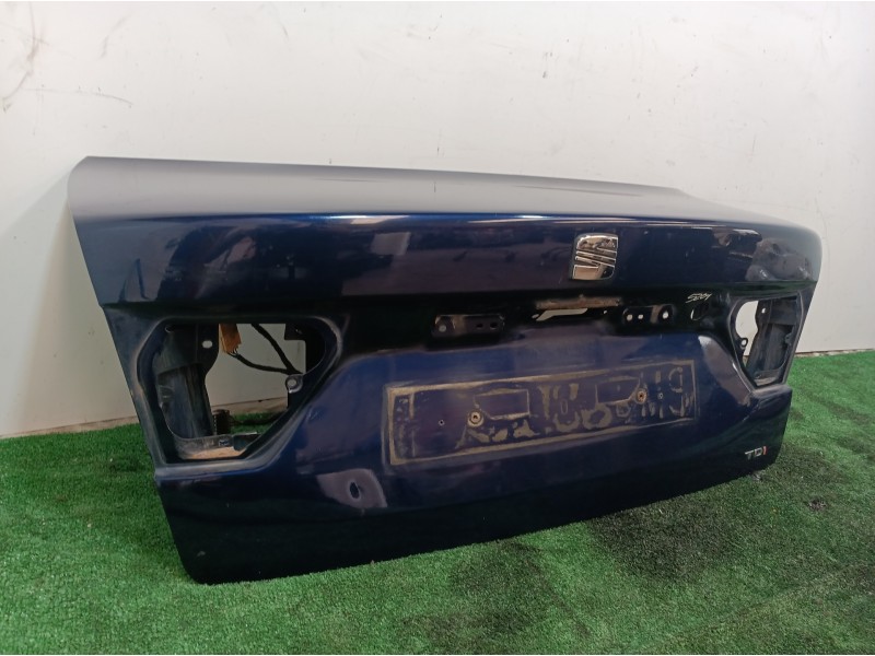 Recambio de tapa maletero para seat toledo (1m2) select referencia OEM IAM   