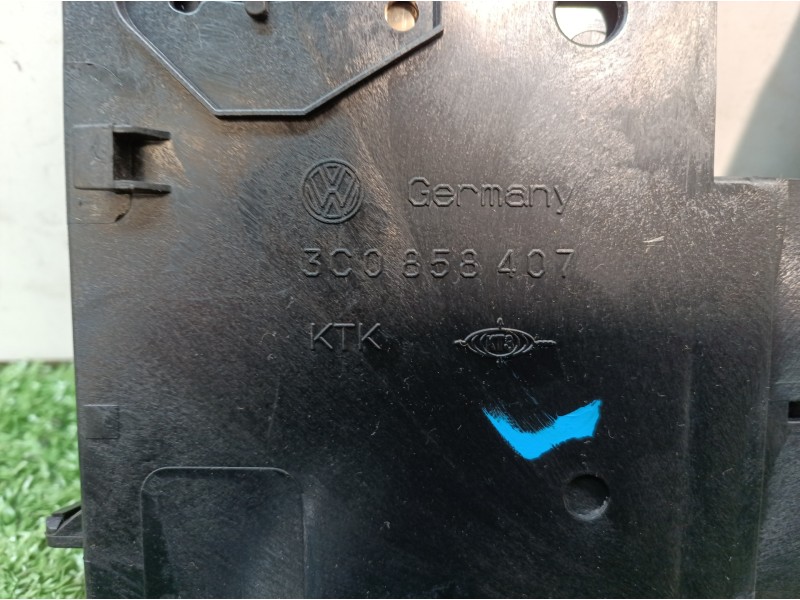 Recambio de warning para volkswagen passat berlina (3c2) advance referencia OEM IAM 3C0858407 3C0858407 3C0858407