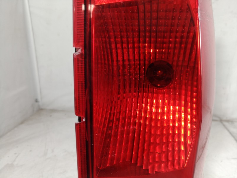 Recambio de piloto trasero derecho para volkswagen crafter caja cerrada 2.0 tdi referencia OEM IAM 89033706 89033706 89033706