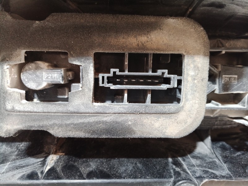 Recambio de piloto trasero derecho para volkswagen crafter caja cerrada 2.0 tdi referencia OEM IAM 89033706 89033706 89033706