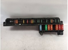 Recambio de caja reles / fusibles para bmw serie 5 berlina (e60) 530d referencia OEM IAM 6114695733002 6114695733002 61146957330