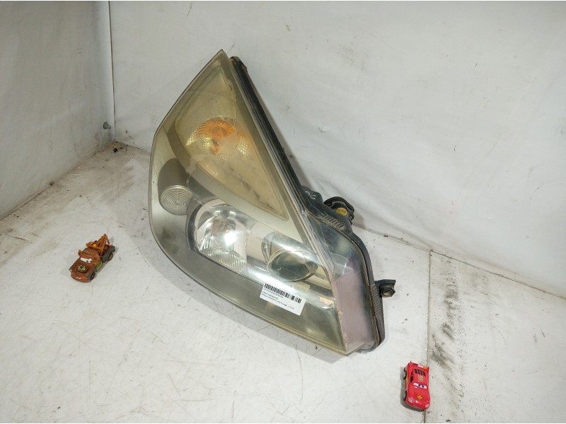 Recambio de faro derecho para renault espace iv (jk0) privilege referencia OEM IAM 8200006664 8200006664 8200006664