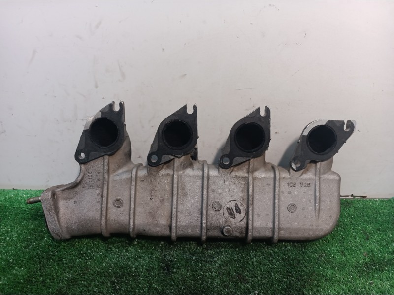 Recambio de colector admision para peugeot 307 (s1) xr referencia OEM IAM 9635616310 9635616310 9635616310