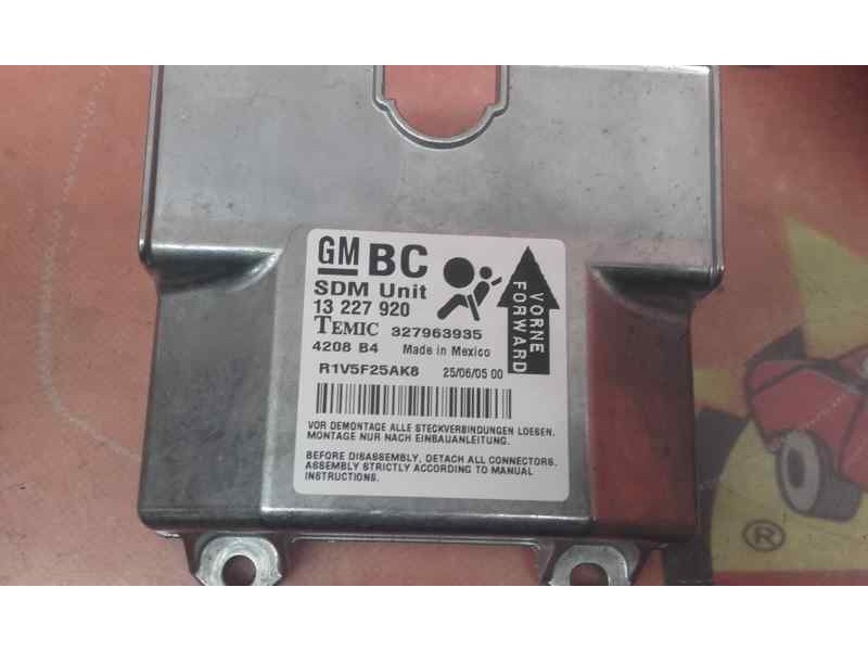 Recambio de kit airbag para opel astra h berlina sport referencia OEM IAM 13227920 13111344 PAK51861281 Recambio de kit airbag para opel astra h berlina sport referencia OEM IAM 13227920 13111344 PAK51861281