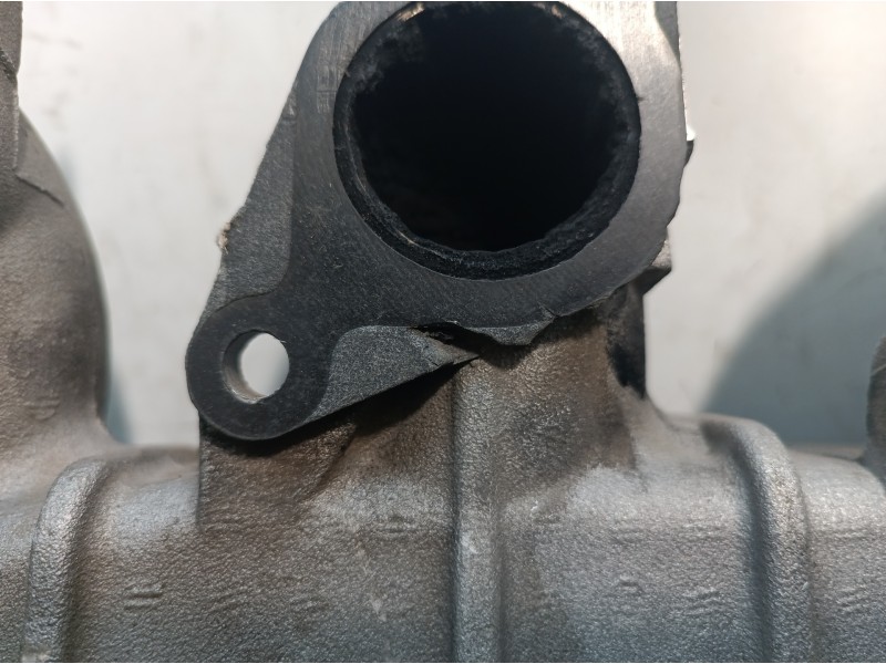 Recambio de colector admision para peugeot 307 (s1) xr referencia OEM IAM 9635616310 9635616310 9635616310