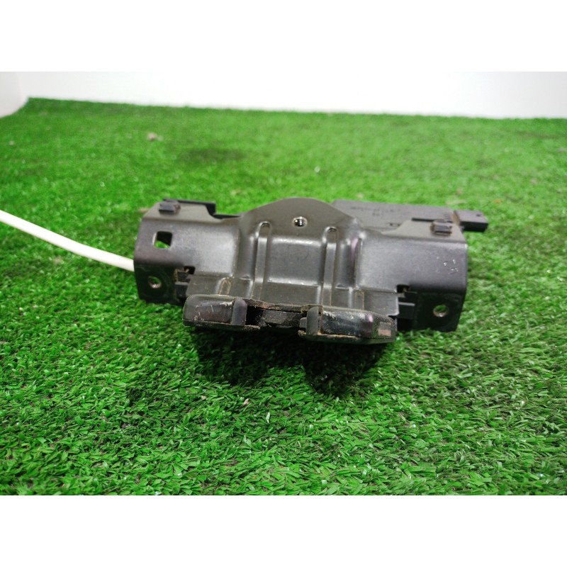 Recambio de cerradura maletero / porton para bmw serie 3 coupe (e46) 318 ci referencia OEM IAM 8196401 8196401 8196401