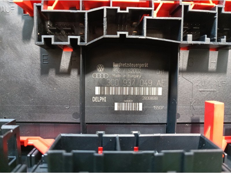 Recambio de caja reles / fusibles para volkswagen passat berlina (3c2) advance referencia OEM IAM 3C0937049AE 3C0937049AE 280686
