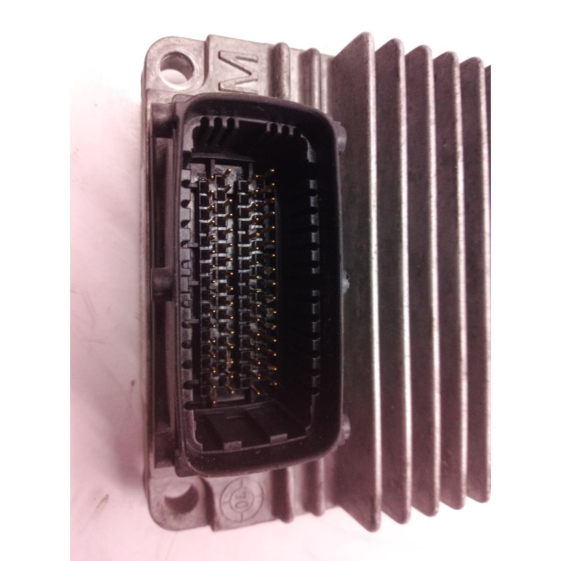 Recambio de centralita motor uce para daewoo kalos 1.4 se referencia OEM IAM 96417550 96417550 96417550