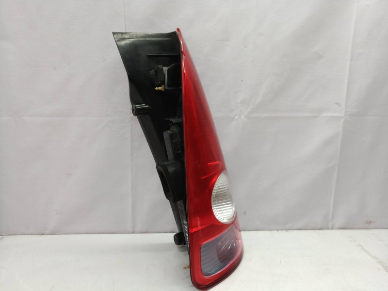 Recambio de piloto trasero izquierdo para renault espace iv (jk0) privilege referencia OEM IAM 8200027153 8200027153 8200027153