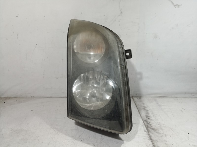 Recambio de faro derecho para volkswagen crafter caja cerrada 2.0 tdi referencia OEM IAM 24761600R 24761600R 24761600R