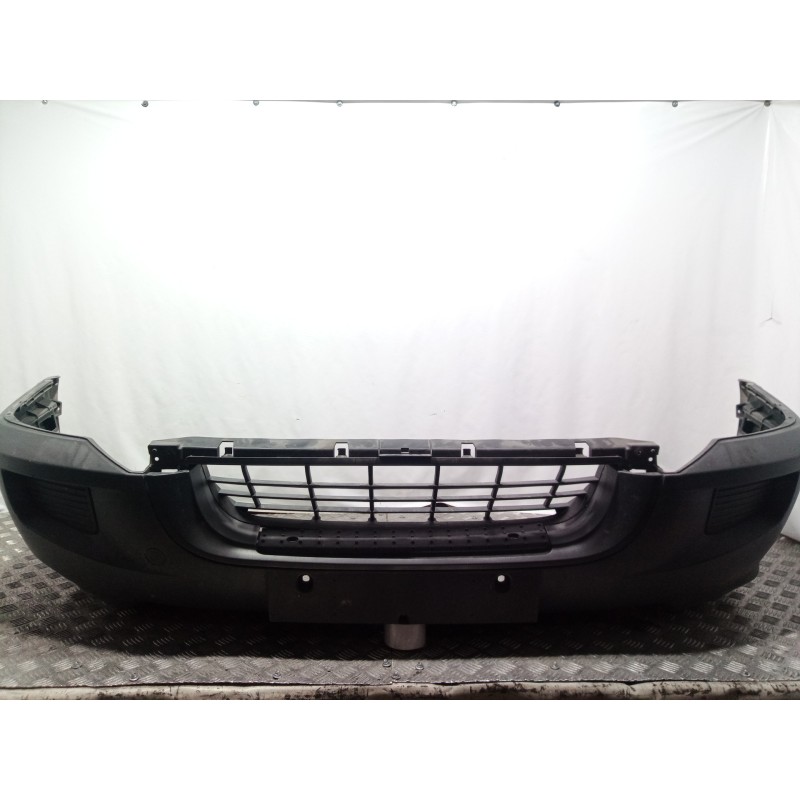 Recambio de paragolpes delantero para volkswagen crafter caja cerrada 2.0 tdi referencia OEM IAM   