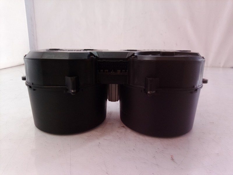 Recambio de cuadro instrumentos para daewoo kalos 1.4 se referencia OEM IAM 96413686 96413686 3D12J00