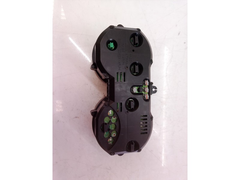 Recambio de cuadro instrumentos para daewoo kalos 1.4 se referencia OEM IAM 96413686 96413686 3D12J00