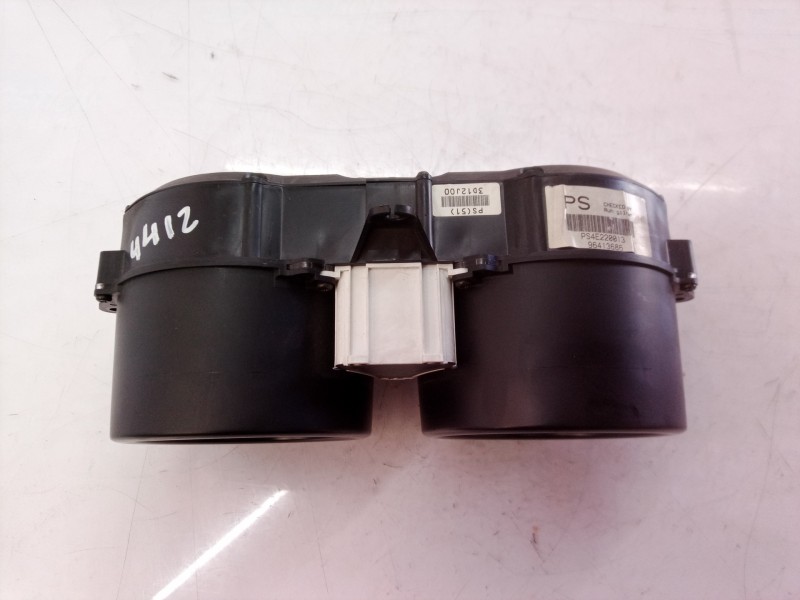 Recambio de cuadro instrumentos para daewoo kalos 1.4 se referencia OEM IAM 96413686 96413686 3D12J00