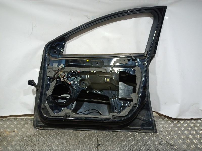 Recambio de puerta trasera derecha para ford mondeo ber. (ca2) ambiente referencia OEM IAM   