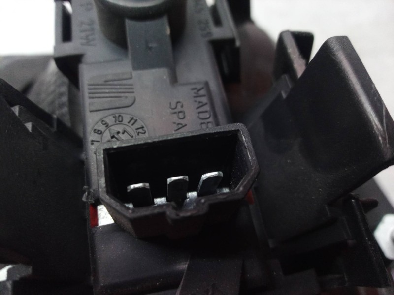 Recambio de piloto trasero izquierdo interior para seat leon (1m1) stella referencia OEM IAM   