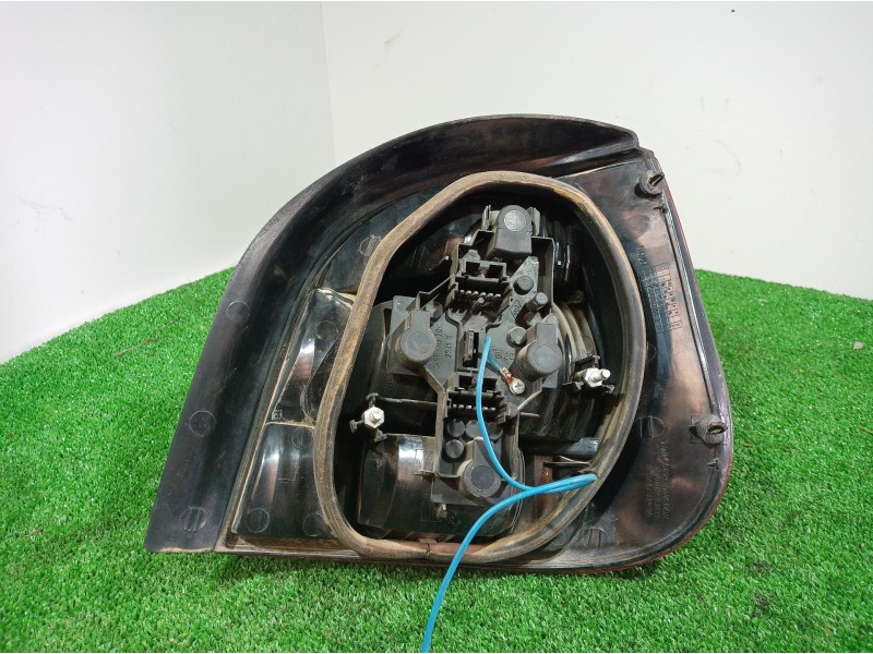 Recambio de piloto trasero izquierdo para renault megane i scenic (ja0) referencia OEM IAM 085511950LB 085511950LB 085511950LB