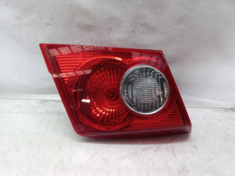 Recambio de piloto trasero izquierdo interior para daewoo lacetti sx referencia OEM IAM   