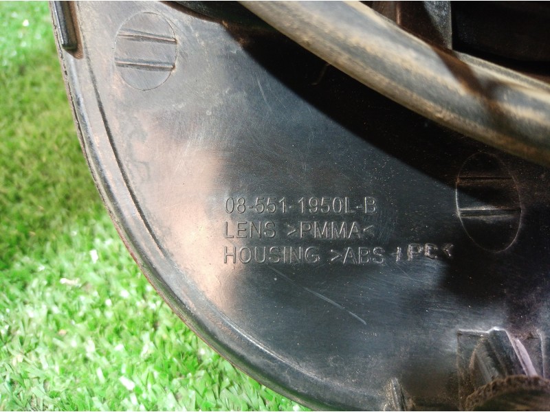 Recambio de piloto trasero izquierdo para renault megane i scenic (ja0) referencia OEM IAM 085511950LB 085511950LB 085511950LB