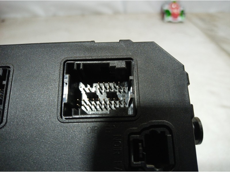 Recambio de caja reles / fusibles para peugeot 206 berlina gti referencia OEM IAM 9653667680 9653667680 9653667680