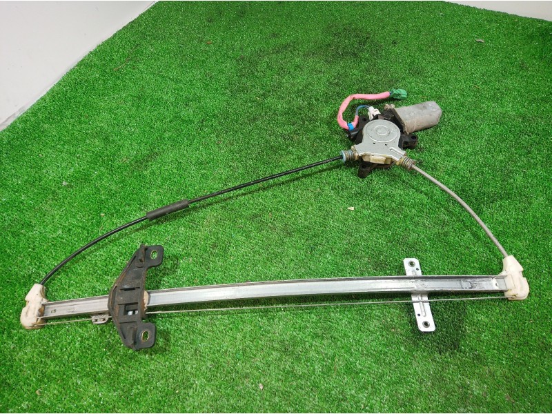 Recambio de elevalunas trasero izquierdo para honda cr-v (rd8) es referencia OEM IAM   