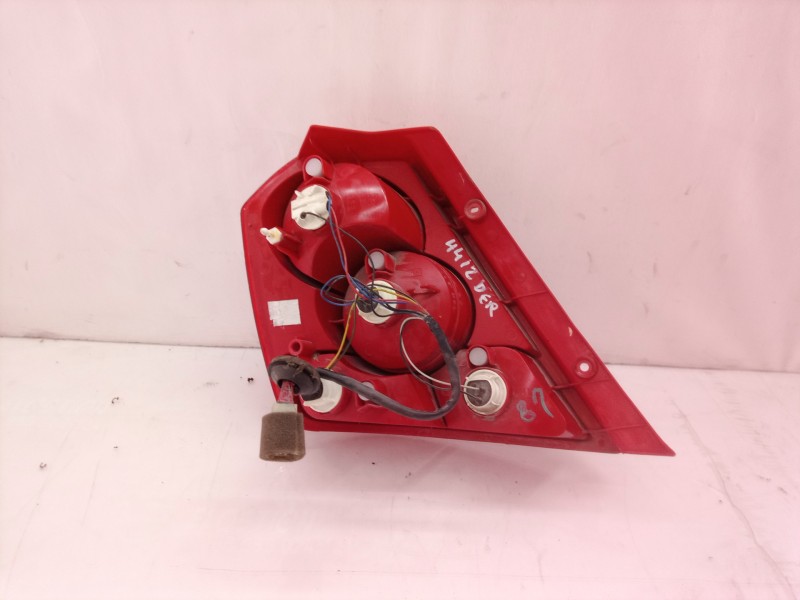 Recambio de piloto trasero derecho para daewoo kalos 1.4 se referencia OEM IAM 96540269  