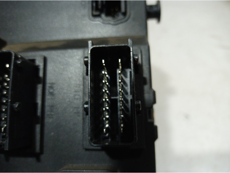 Recambio de caja reles / fusibles para peugeot 206 berlina gti referencia OEM IAM 9653667680 9653667680 9653667680