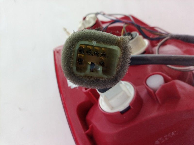 Recambio de piloto trasero derecho para daewoo kalos 1.4 se referencia OEM IAM 96540269  