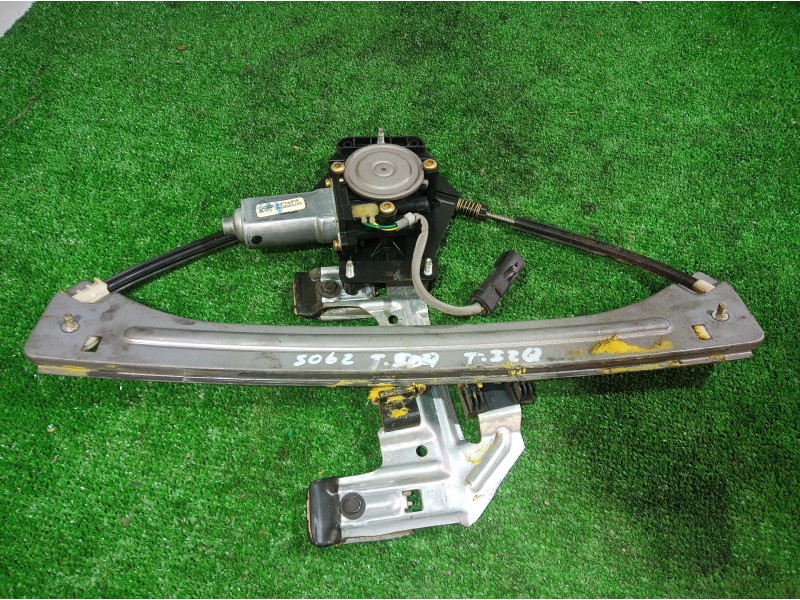 Recambio de elevalunas trasero izquierdo para chrysler pt cruiser (pt) 2.2 crd catwalk classic referencia OEM IAM 04724559AE 047