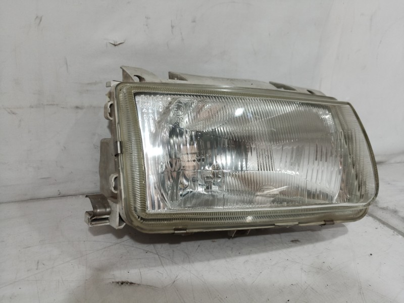 Recambio de faro derecho para volkswagen polo berlina (6n1) concept referencia OEM IAM 96249600 96249600 96249600