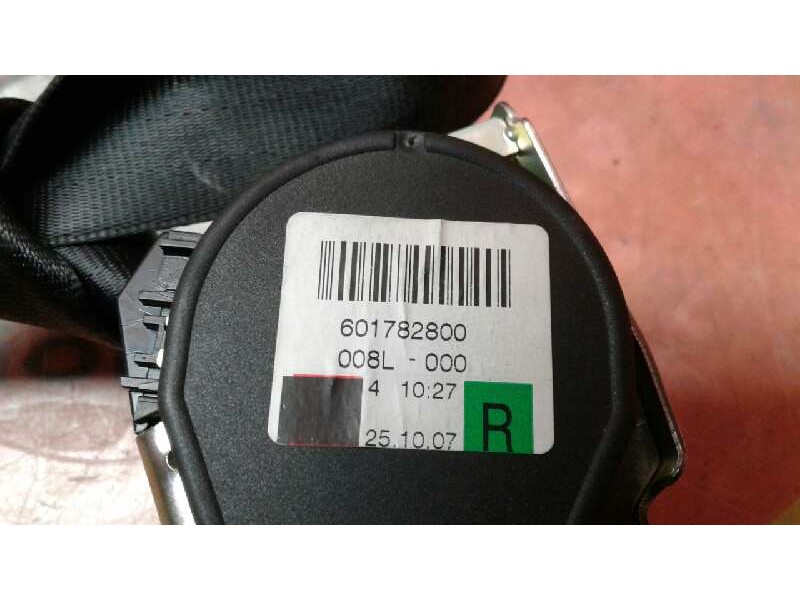 Recambio de cinturon seguridad delantero derecho para audi a8 (4e2) 4.2 tdi quattro referencia OEM IAM 601782800  