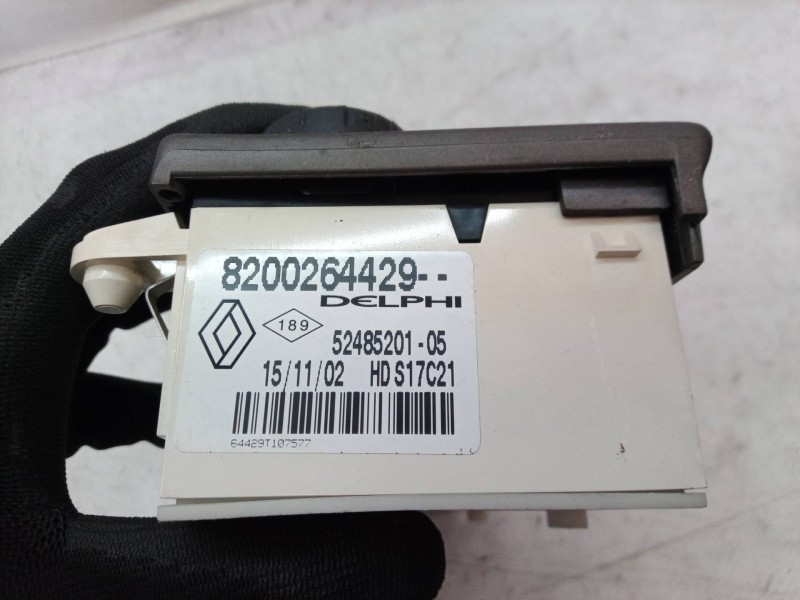 Recambio de mando climatizador para renault laguna ii (bg0) authentique referencia OEM IAM 8200264429 8200264429 8200264429