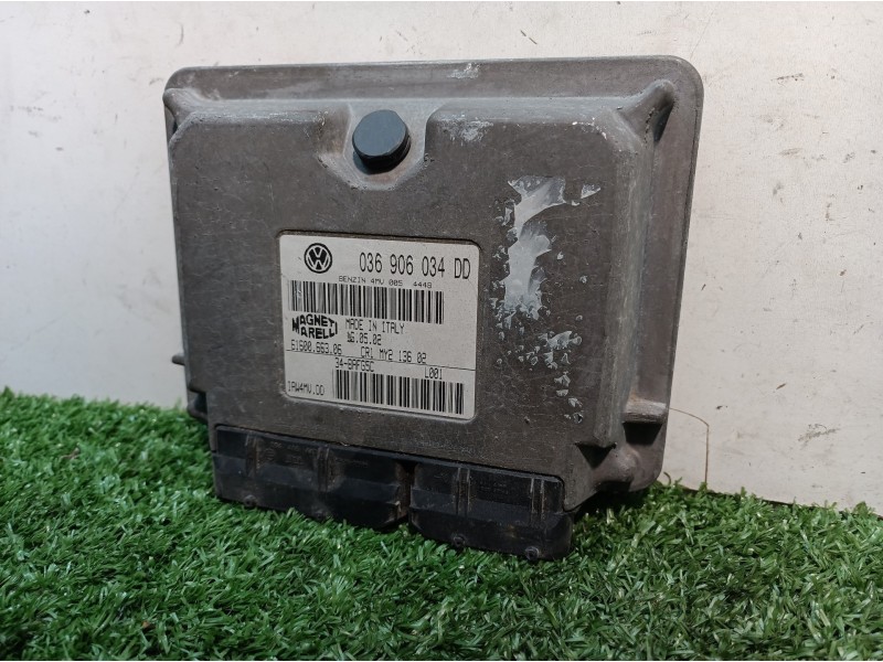 Recambio de centralita motor uce para volkswagen polo (9n1) 1.4 16v referencia OEM IAM 036906034DD 036906034DD 6160066306