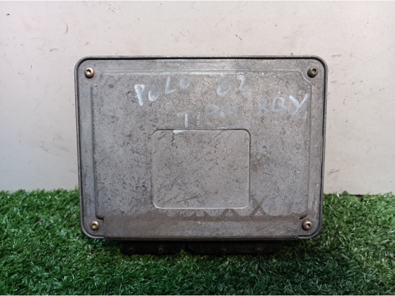 Recambio de centralita motor uce para volkswagen polo (9n1) 1.4 16v referencia OEM IAM 036906034DD 036906034DD 6160066306